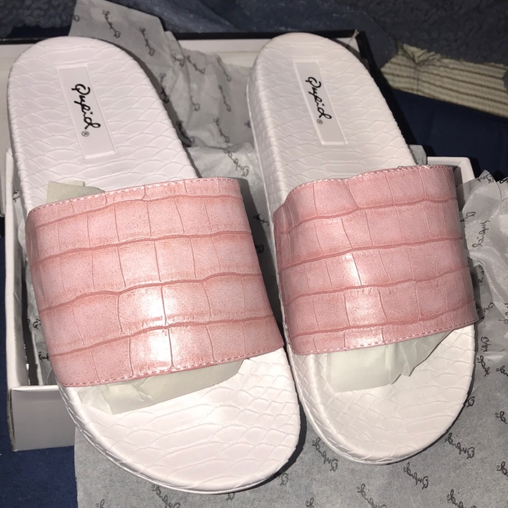 LAST 2‼️Blush snakeskin slides, sandals, flats